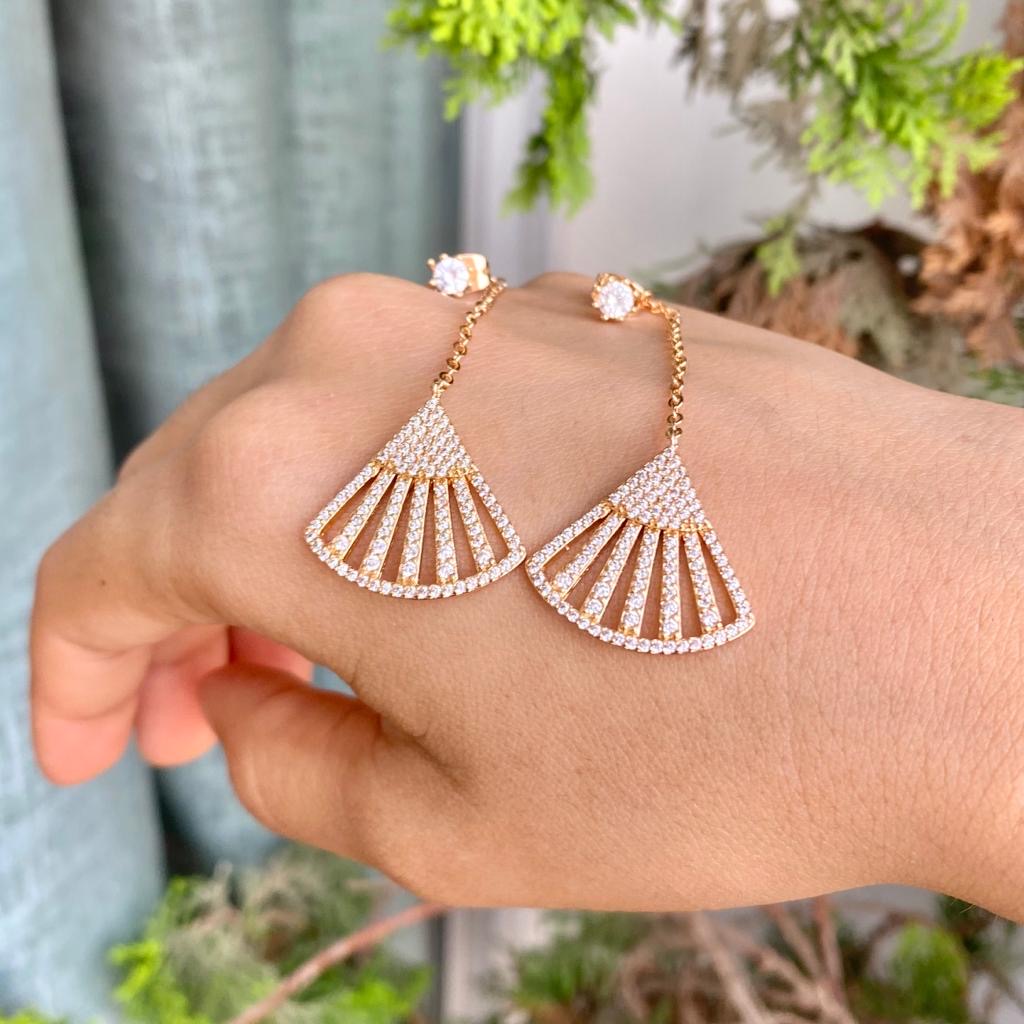 9250c5fd-6c22-4f9b-9751-6bb259739b5e